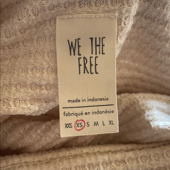 Free People We The Free Cowl Neck Kitty Thermal Waffle Knit Tunic Size XS - Picture 13 of 15